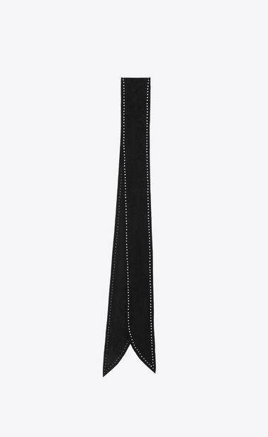 grand Chocker en suède orné de studs